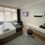 Lonca House